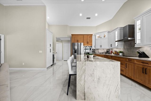 16506 LONGLEAT DRIVE, Lutz, FL 33549