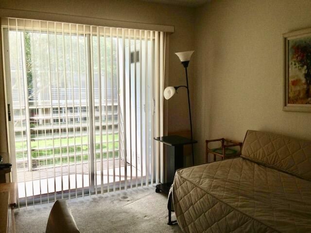 571 Fanshaw N, Boca Raton, FL 33434