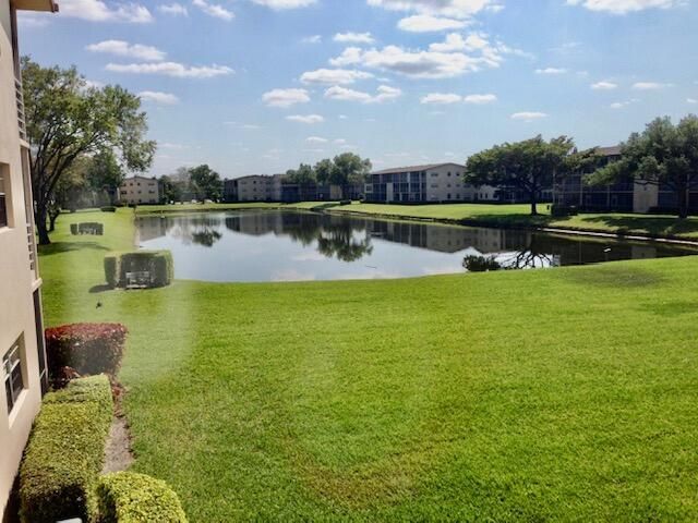 571 Fanshaw N, Boca Raton, FL 33434