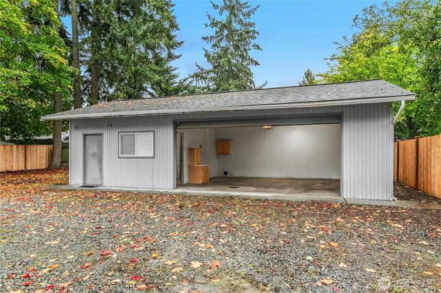15914 52nd Avenue W, Edmonds, WA 98026