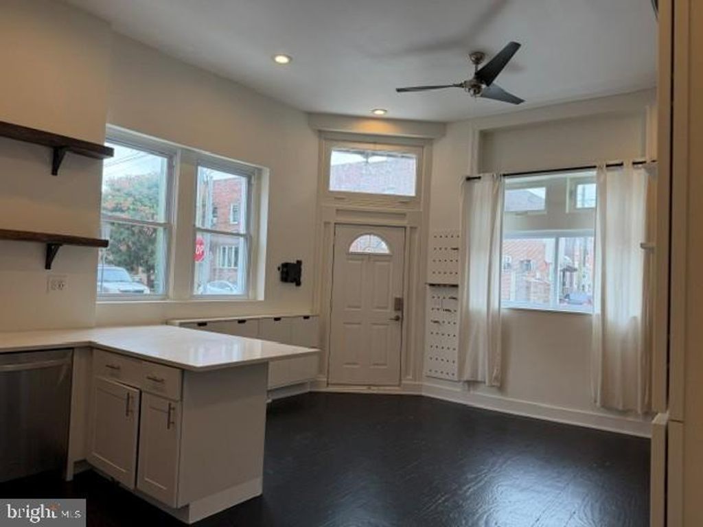 2326 S 12TH ST S, PHILADELPHIA, PA 19148 — photo 5