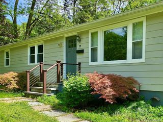 19 Crosmour Road, Rhinebeck, NY 12572