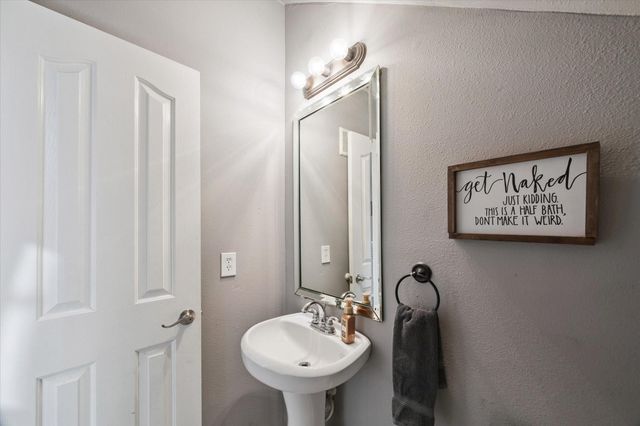 394 Hyland Lane, League City, TX 77573