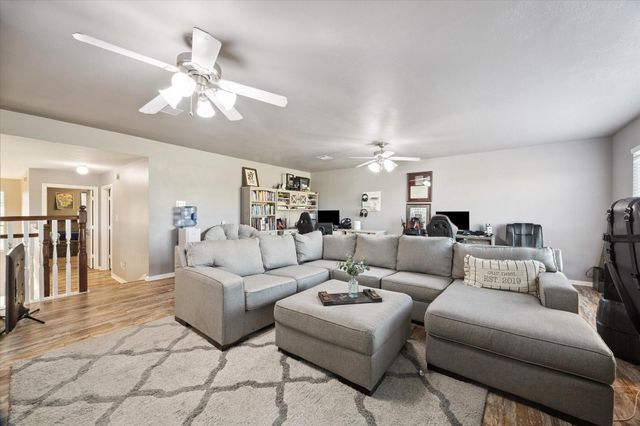 394 Hyland Lane, League City, TX 77573