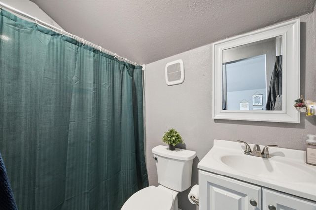 394 Hyland Lane, League City, TX 77573