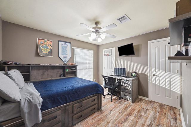 394 Hyland Lane, League City, TX 77573