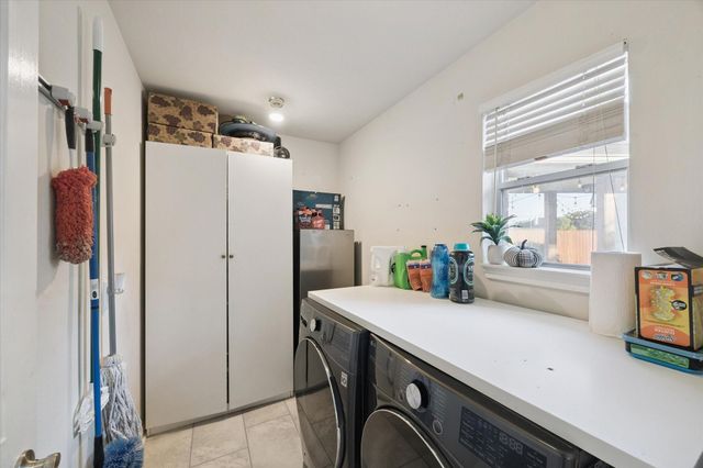 394 Hyland Lane, League City, TX 77573