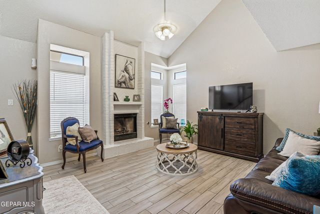 1468 GENE TORRES Drive, El Paso, TX 79936