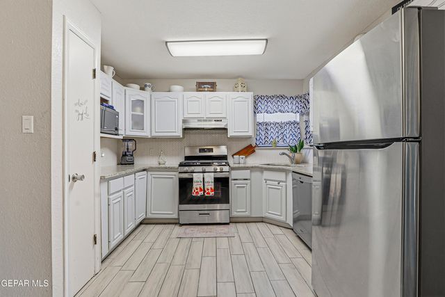 1468 GENE TORRES Drive, El Paso, TX 79936
