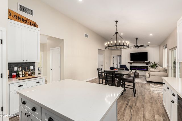 990 N Muleshoe Road, Apache Junction, AZ 85119