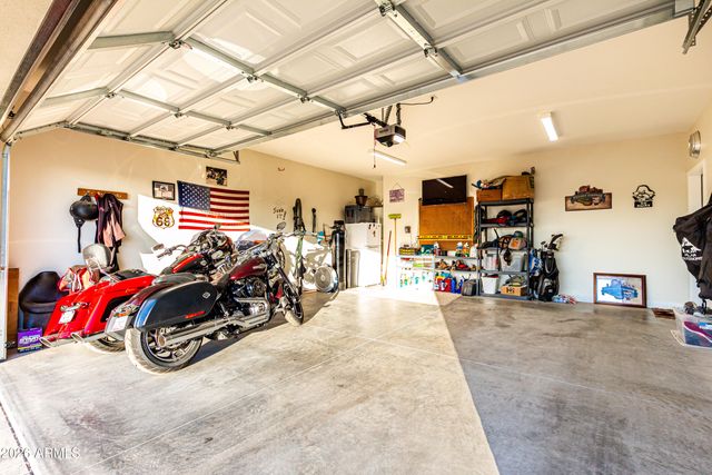 990 N Muleshoe Road, Apache Junction, AZ 85119