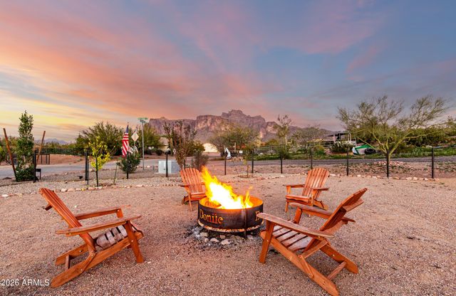 990 N Muleshoe Road, Apache Junction, AZ 85119