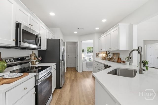 372 Belle Grove Circle, Richmond Hill, GA 31324