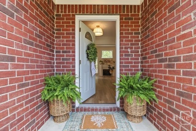 372 Belle Grove Circle, Richmond Hill, GA 31324