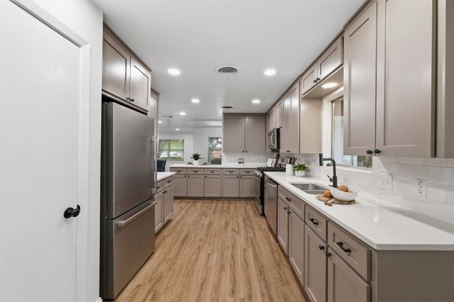 5101 Rector Avenue, Fort Worth, TX 76133