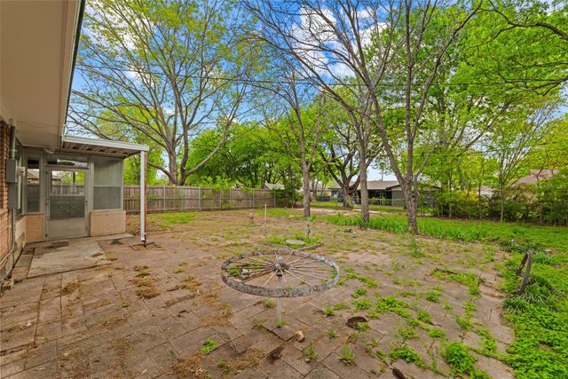 5101 Rector Avenue, Fort Worth, TX 76133