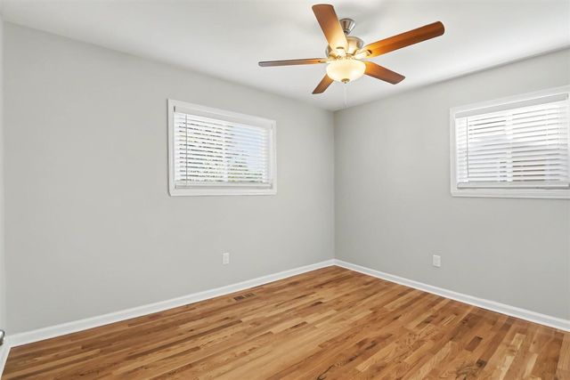 4813 Lutz Drive, Warren, MI 48092