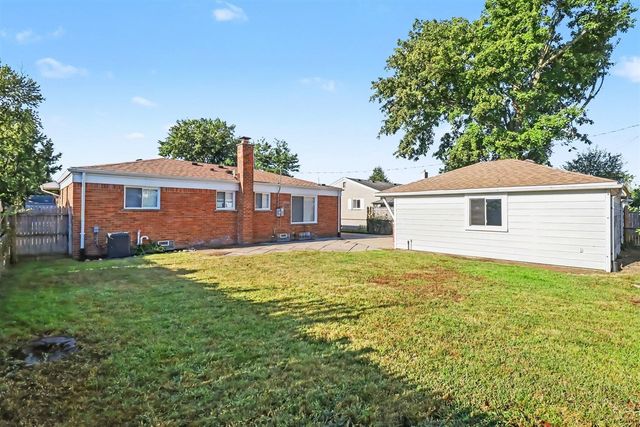 4813 Lutz Drive, Warren, MI 48092