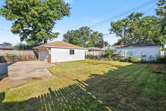 4813 Lutz Drive, Warren, MI 48092
