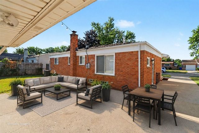 4813 Lutz Drive, Warren, MI 48092
