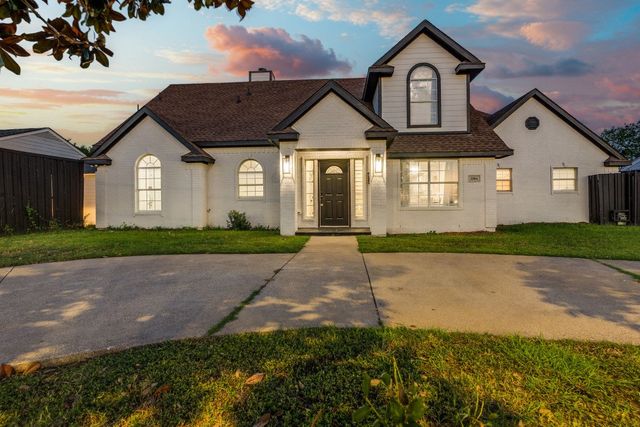 3304 Inwood Road, Dallas, TX 75235