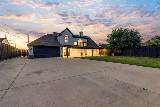 3304 Inwood Road, Dallas, TX 75235