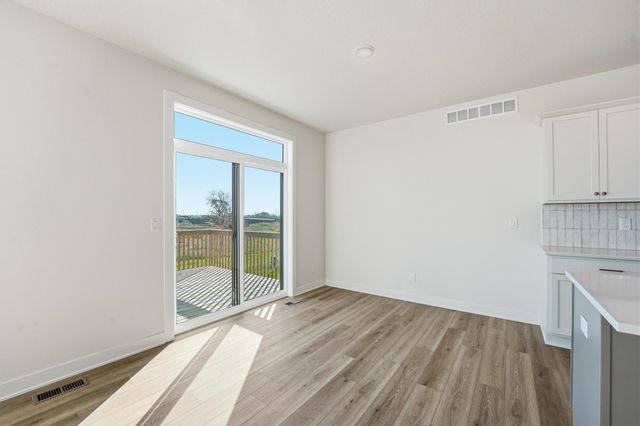 935 11th Street, Waukee, IA 50263