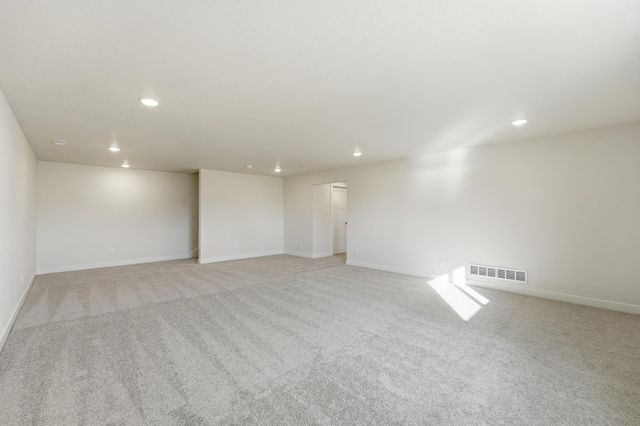 935 11th Street, Waukee, IA 50263