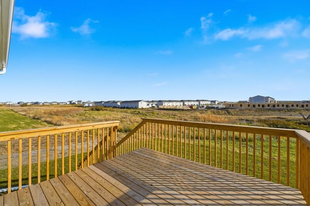 935 11th Street, Waukee, IA 50263