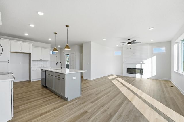 935 11th Street, Waukee, IA 50263