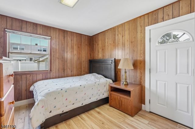 146 Bergen Ave, North Arlington Boro, NJ 07031
