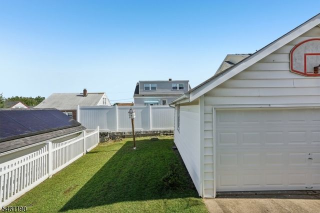 146 Bergen Ave, North Arlington Boro, NJ 07031