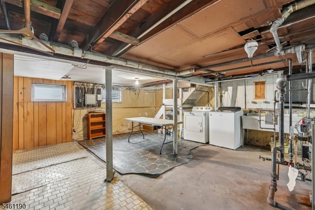 146 Bergen Ave, North Arlington Boro, NJ 07031
