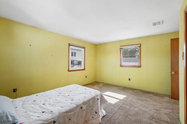 146 Bergen Ave, North Arlington Boro, NJ 07031