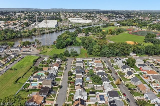 146 Bergen Ave, North Arlington Boro, NJ 07031