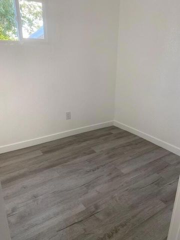 80 Jupiter Street, Palm Springs, CA 92264