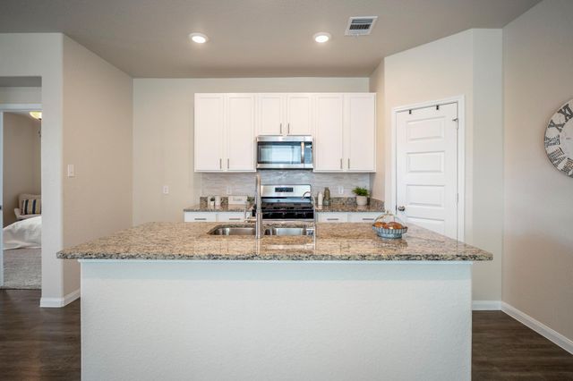 2355 Mount Locke Path, Conroe, TX 77301