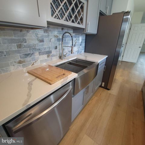 1622 E JOHNSON ST, Philadelphia, PA 19138