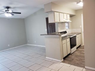 9550 Deering Drive 404, Houston, TX 77036