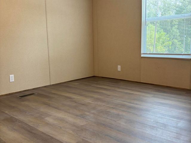 19760 HIGHWAY 57 HWY, Middleton, TN 38052