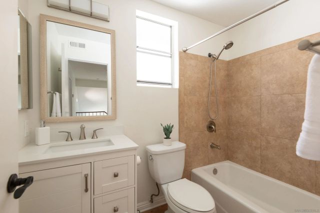 2794 Woodwind Road, Carlsbad, CA 92008