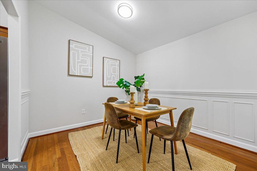 Image 47 of property listing at 11807 STONINGTON PL, Silver Spring, MD 20902