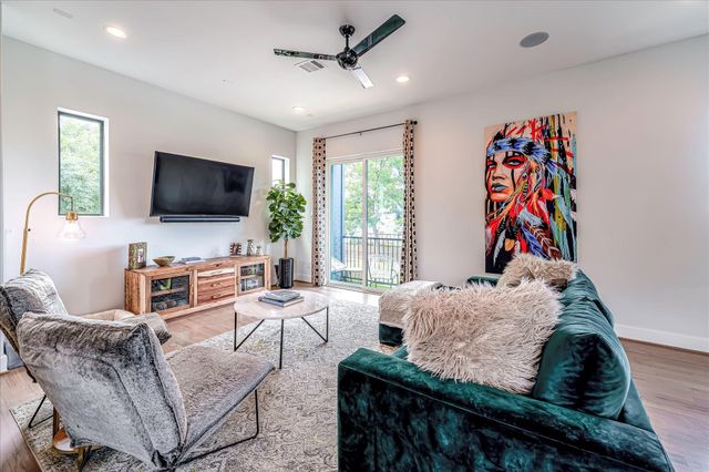 3514 Arlington Street, Houston, TX 77018