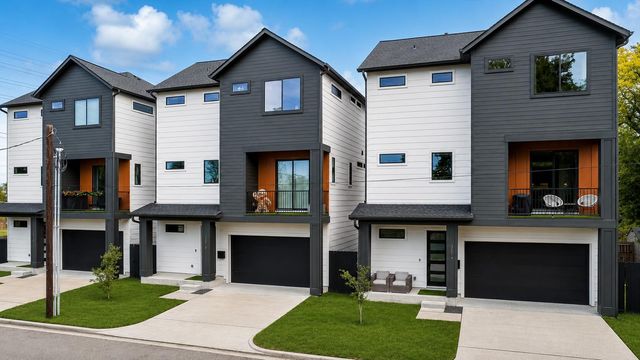 3514 Arlington Street, Houston, TX 77018