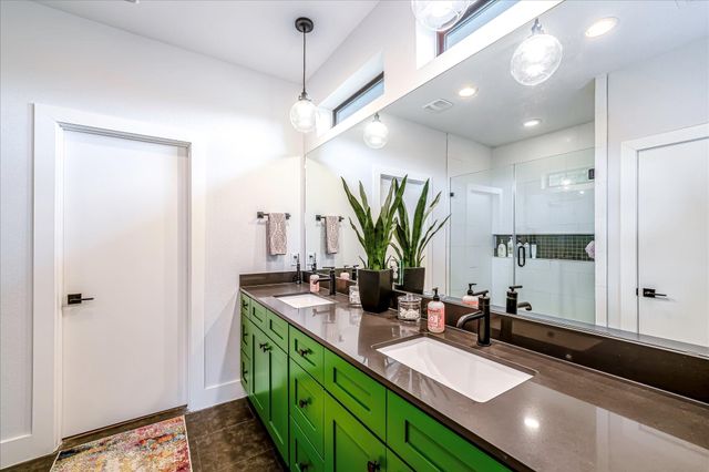 3514 Arlington Street, Houston, TX 77018