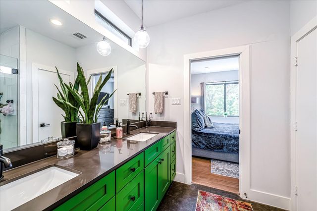 3514 Arlington Street, Houston, TX 77018