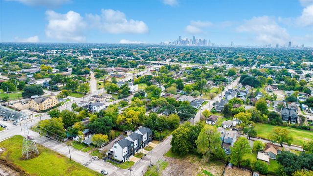 3514 Arlington Street, Houston, TX 77018