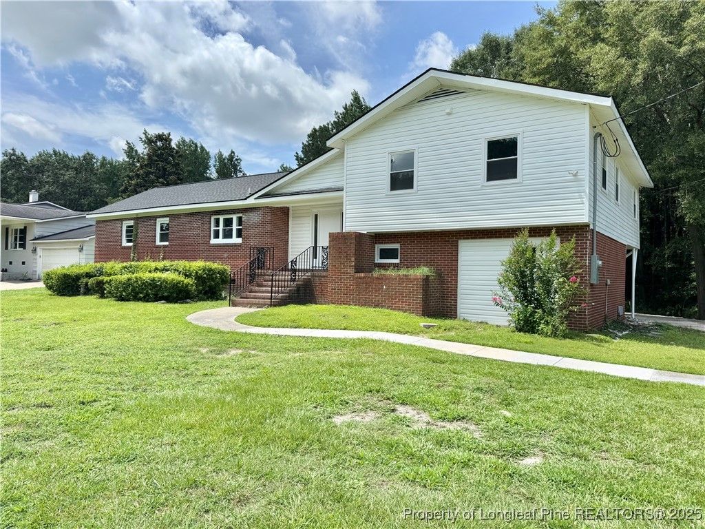 2835 Rosehill Road, Fayetteville, NC 28301