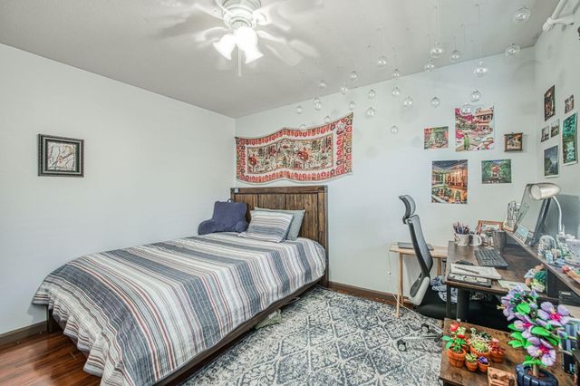 1135 Rafer Johnson Drive, Kingsburg, CA 93631