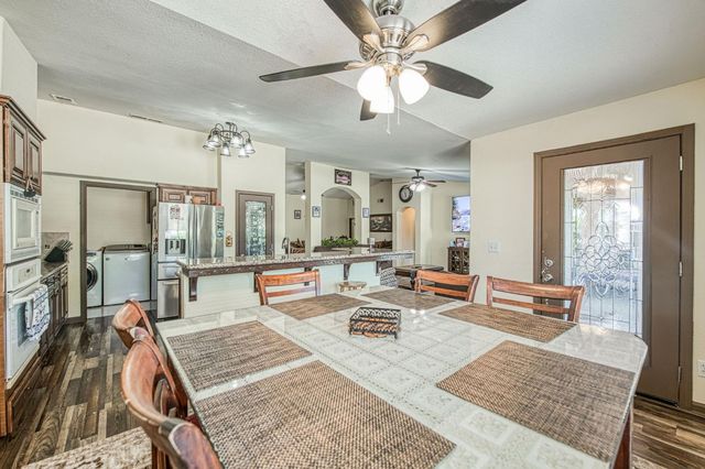 1135 Rafer Johnson Drive, Kingsburg, CA 93631